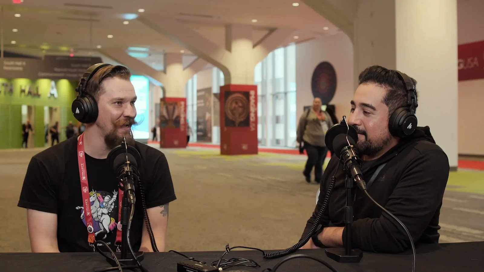 Justin sharing a wedding story